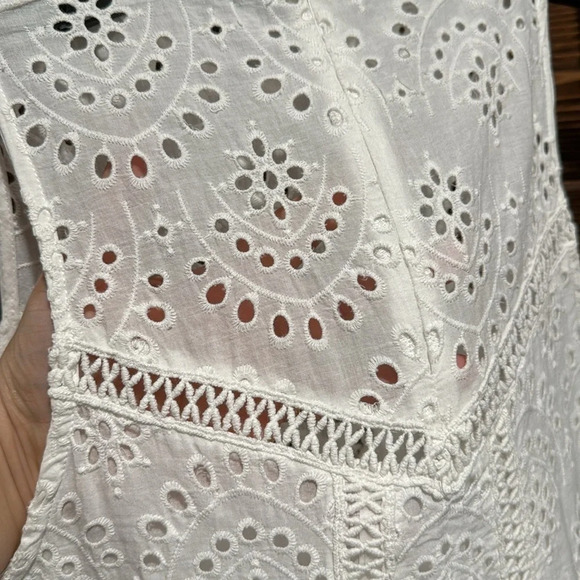 Lioness Tunic - Picture 9 of 12